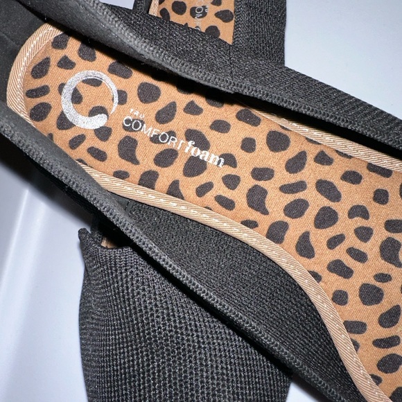 Never worn comfort foam black flats - soft bottom and very comfortable! - Picture 2 of 5
